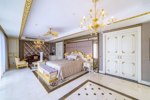 Junior vila sa privatnim bazenom i pogledom na more