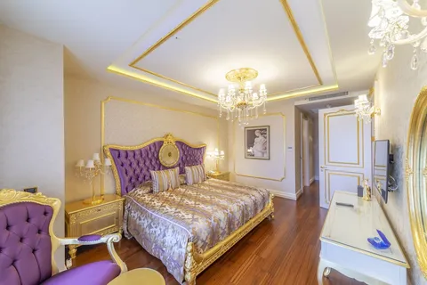 Grand vila sa 5 spavaćih soba, privatnim bazenom i pogledom na more
