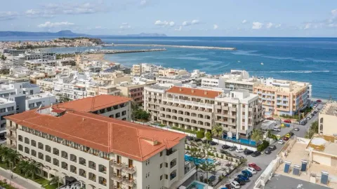 Theartemis Palace