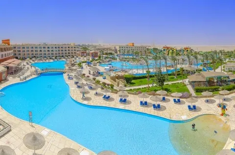 Titanic Aqua Park Resort