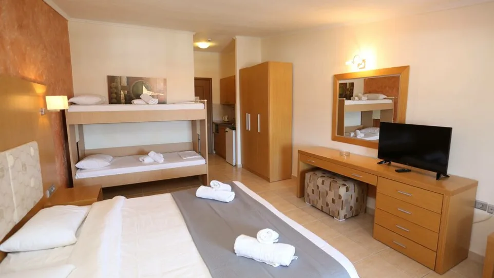 Superior room garden view*