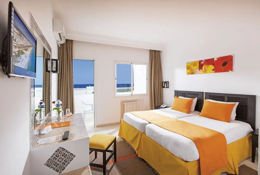 Tropicana Club & Spa