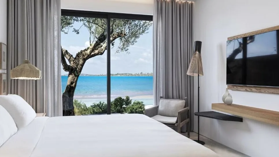 WOW Beachfront Infinity