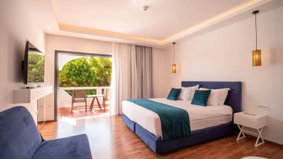 Panorama Junior Suite Garden View (Wyndham)