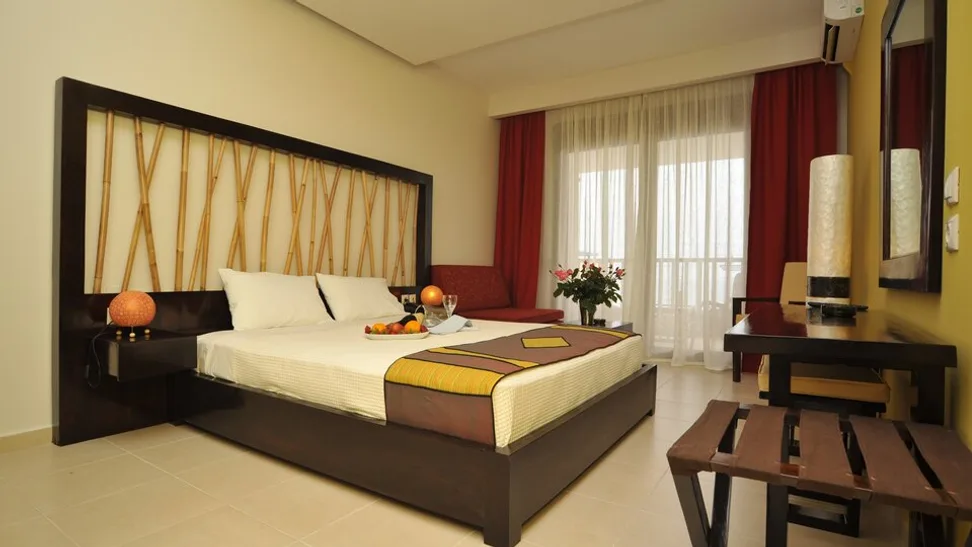 Two Bedroom Family Suite Sea View