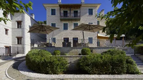 Zagori Suites