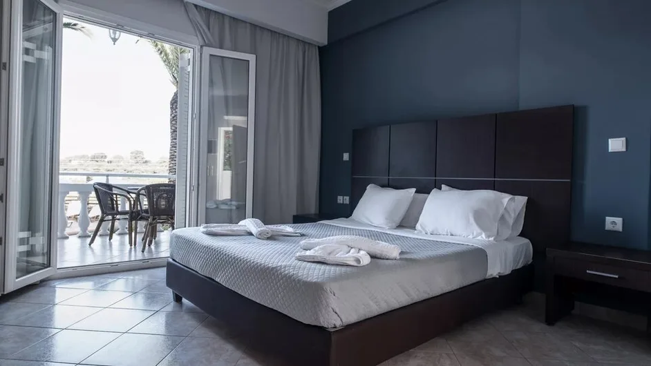 Superior Triple with Sea View