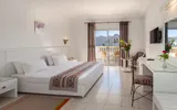 Zodiac Hotel - 5